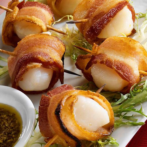 Bacon-Wrapped Scallops with Pesto Recipe