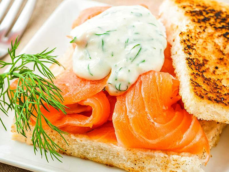 Gravlax with Dill Sauce & Toast Recipe