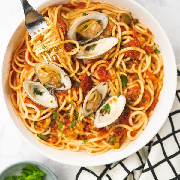 Spaghetti & Clams Puttanesca