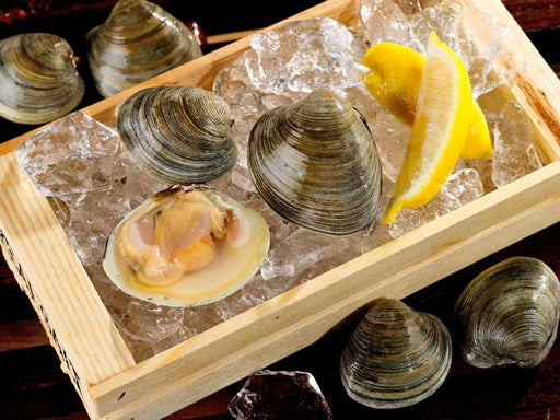 Littleneck Clams in Wooden Tray with Ice and Lemons